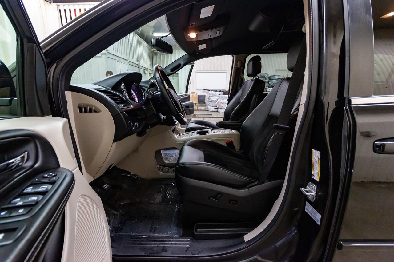 2017 Dodge Grand Caravan SXT Premium Plus Nav DVD Red Deer AB