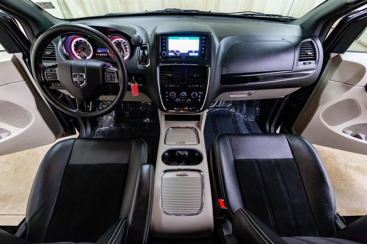 2017 Dodge Grand Caravan SXT Premium Plus Nav DVD Red Deer AB