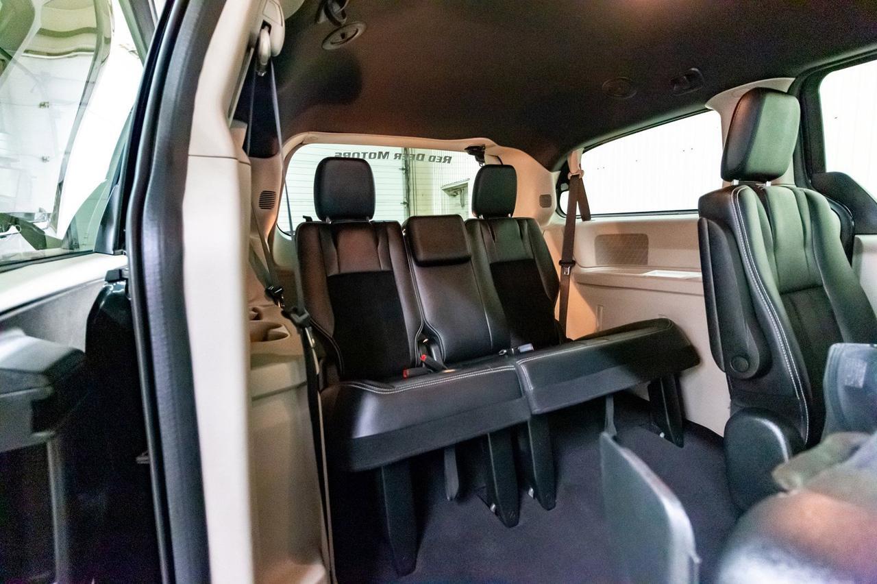 2017 Dodge Grand Caravan SXT Premium Plus Nav DVD Red Deer AB