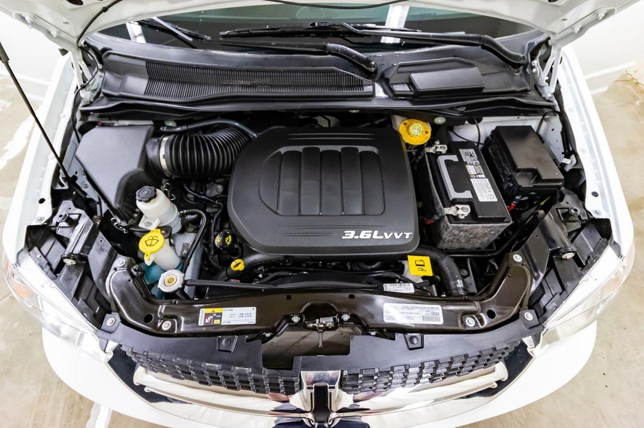 2017 Dodge Grand Caravan SXT Premium Plus Red Deer AB