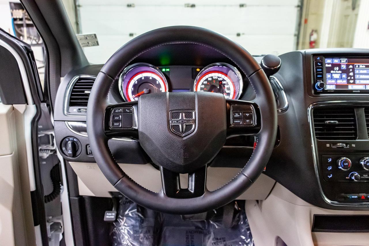 2017 Dodge Grand Caravan SXT Premium Plus Red Deer AB