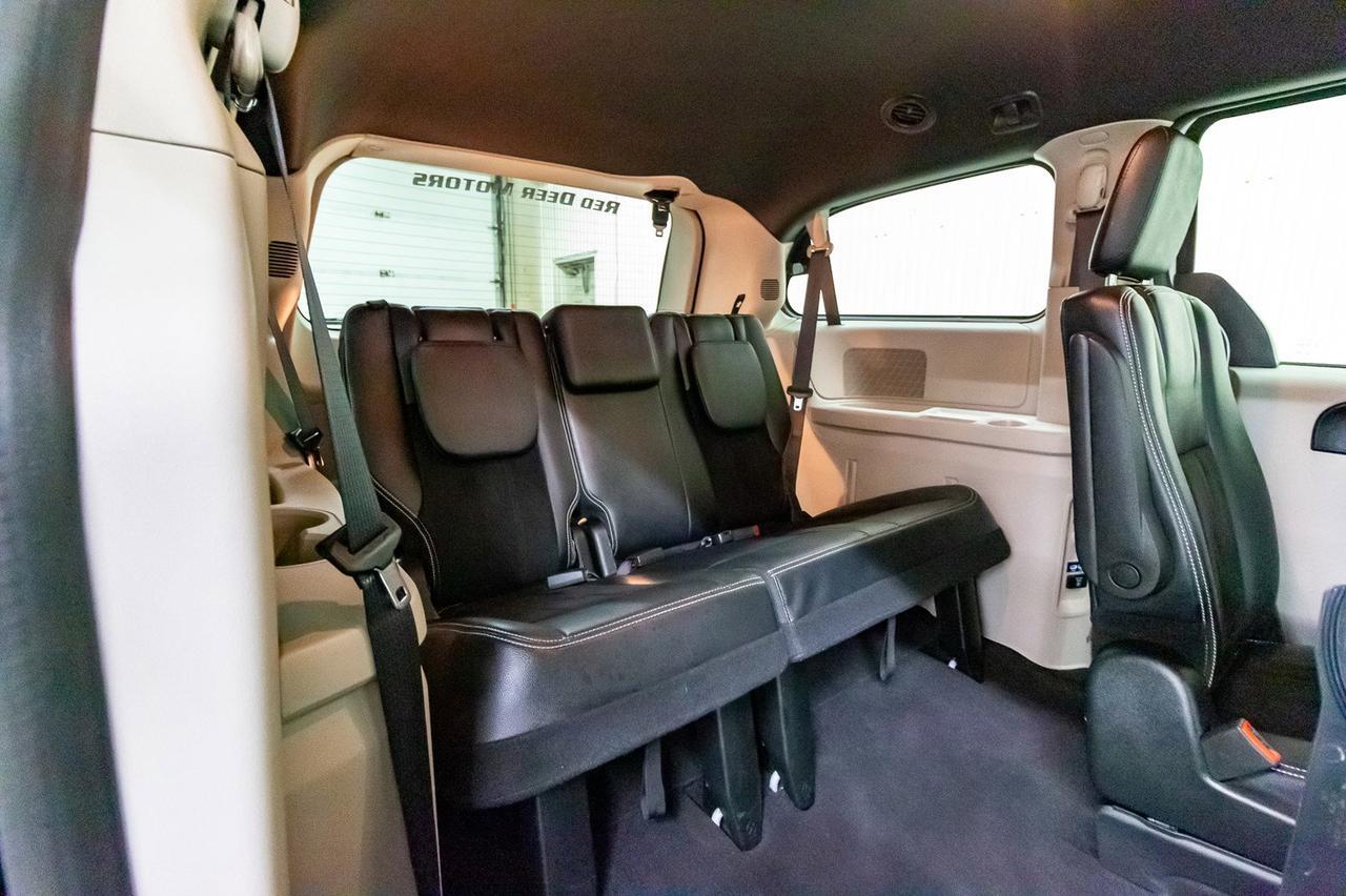 2017 Dodge Grand Caravan SXT Premium Plus Red Deer AB