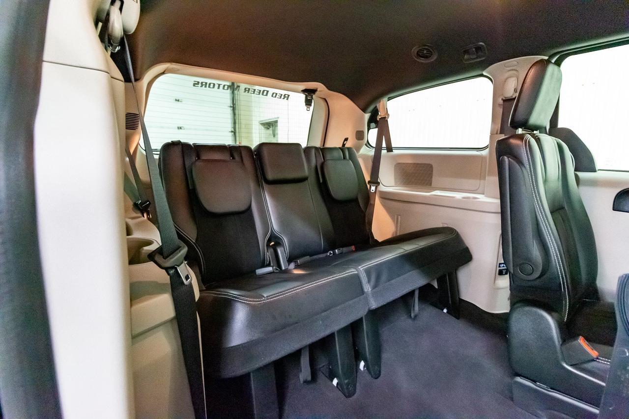 2017 Dodge Grand Caravan SXT Premium Plus Red Deer AB