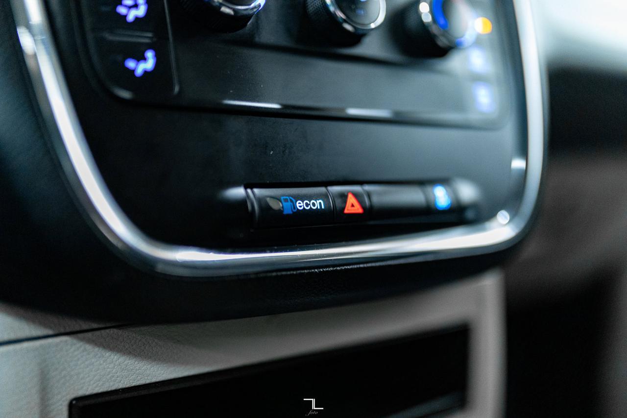 2017 Dodge Grand Caravan SXT Red Deer AB