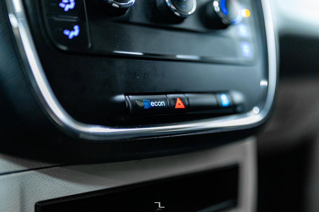 2017 Dodge Grand Caravan SXT Red Deer AB