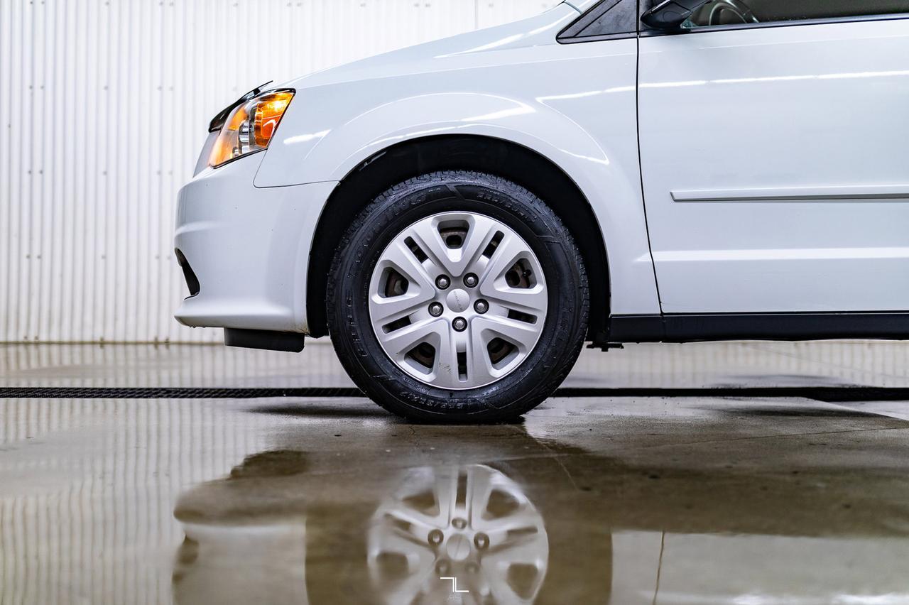 2017 Dodge Grand Caravan SXT Red Deer AB