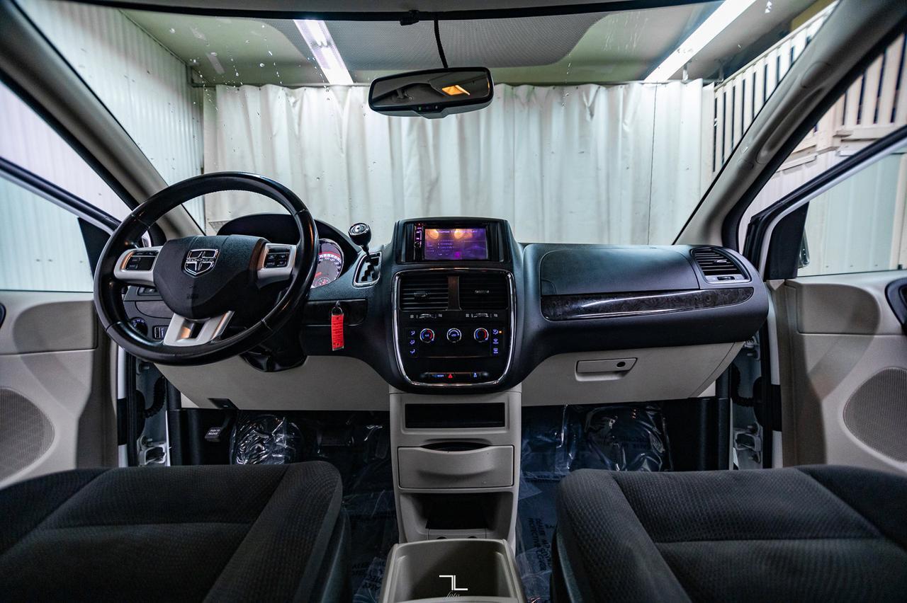 2017 Dodge Grand Caravan SXT Red Deer AB