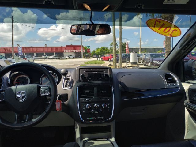 2017 Dodge Grand Caravan SXT Sarasota FL