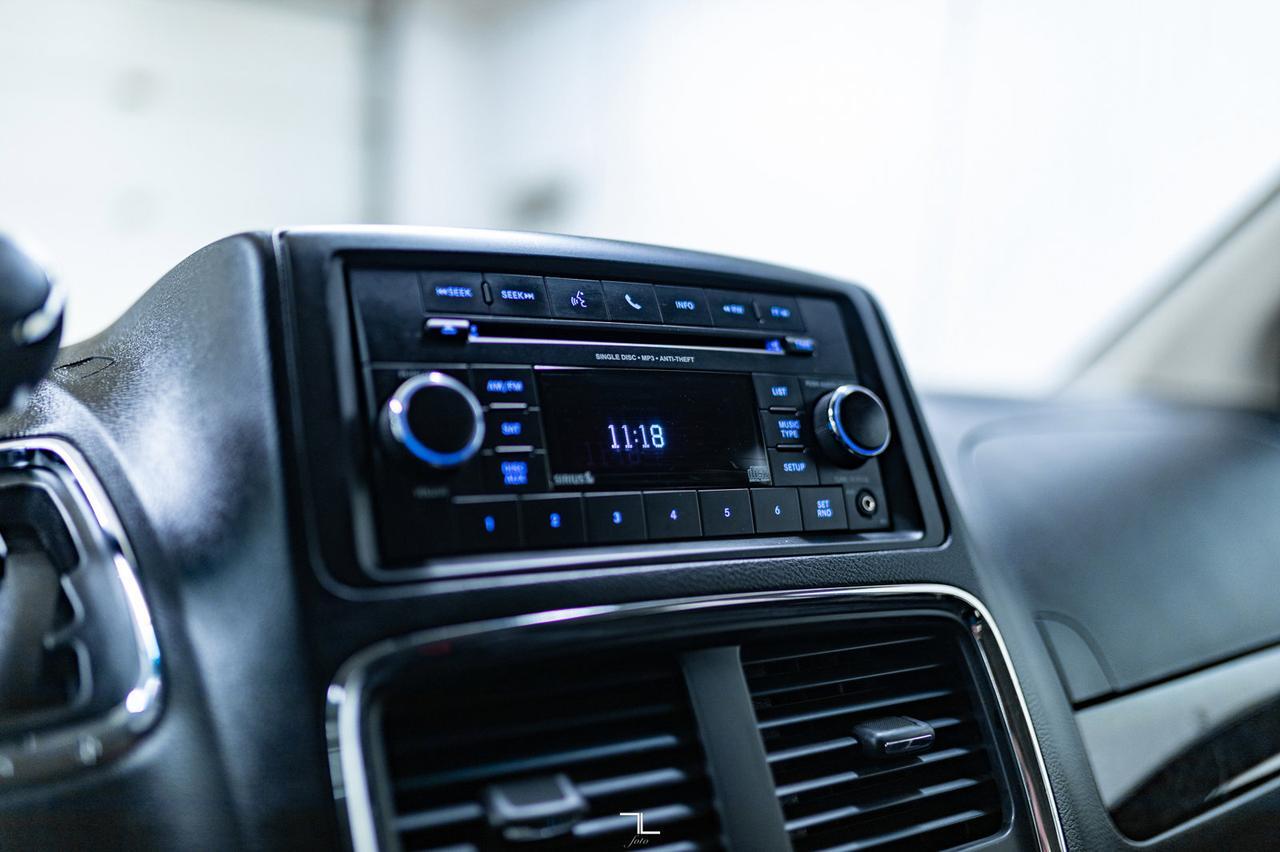 2017 Dodge Grand Caravan SXT Stow N' Go Red Deer AB