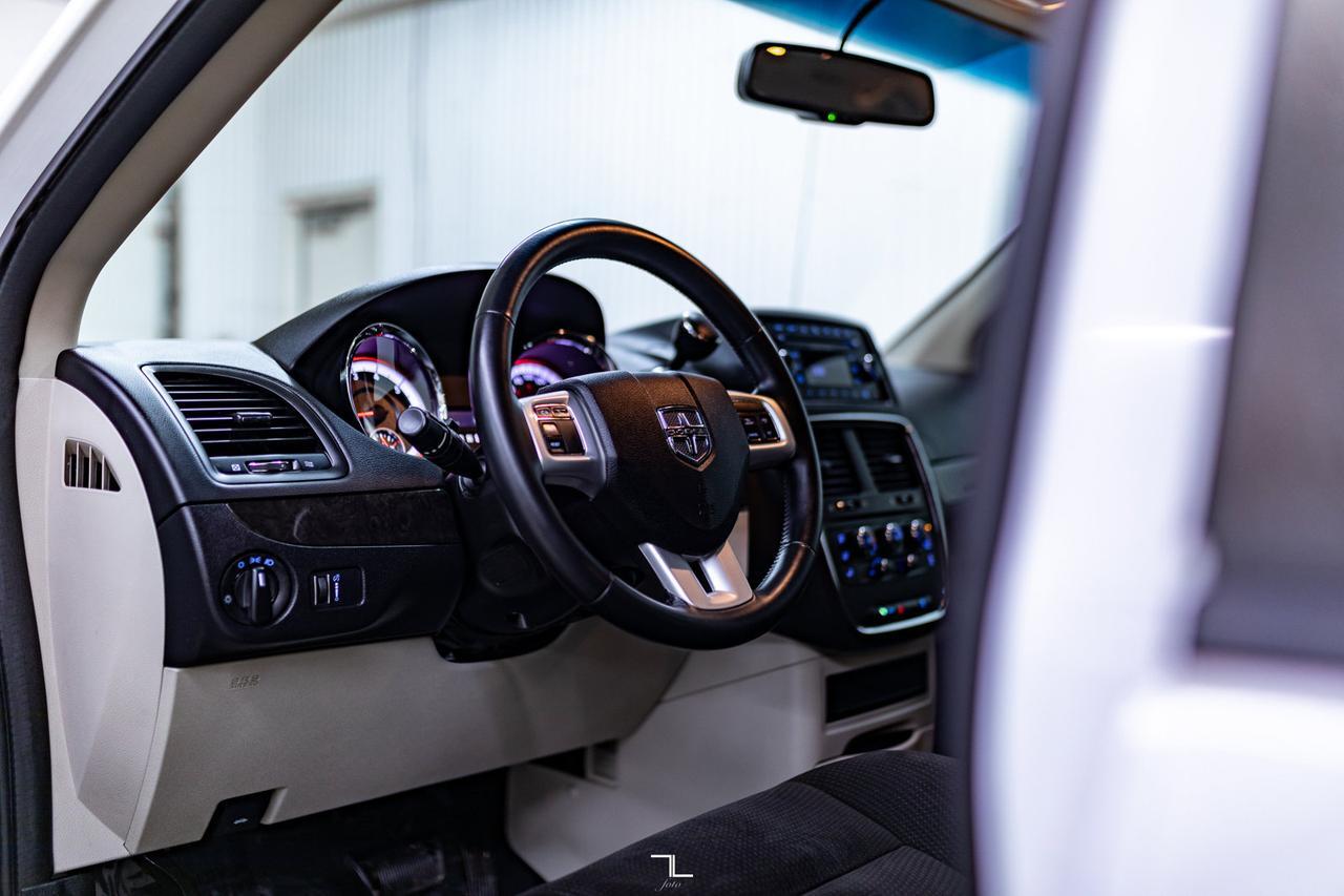 2017 Dodge Grand Caravan SXT Stow N' Go Red Deer AB