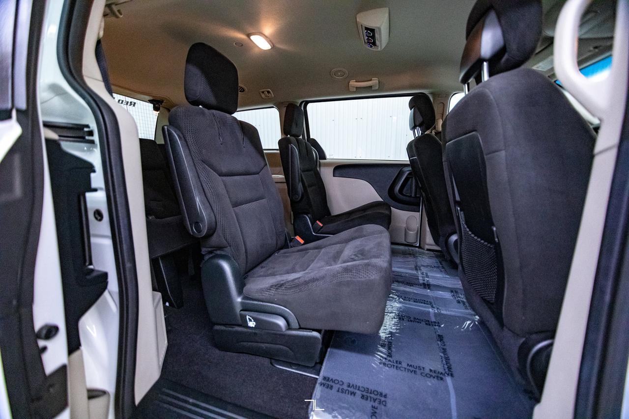 2017 Dodge Grand Caravan SXT Stow N' Go Red Deer AB