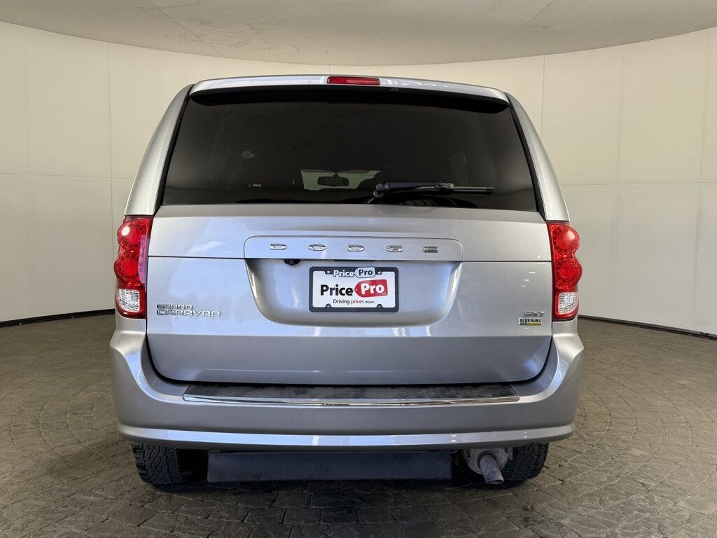 2017 Dodge Grand Caravan SXT w/Wheelchair Ramp Maumee OH