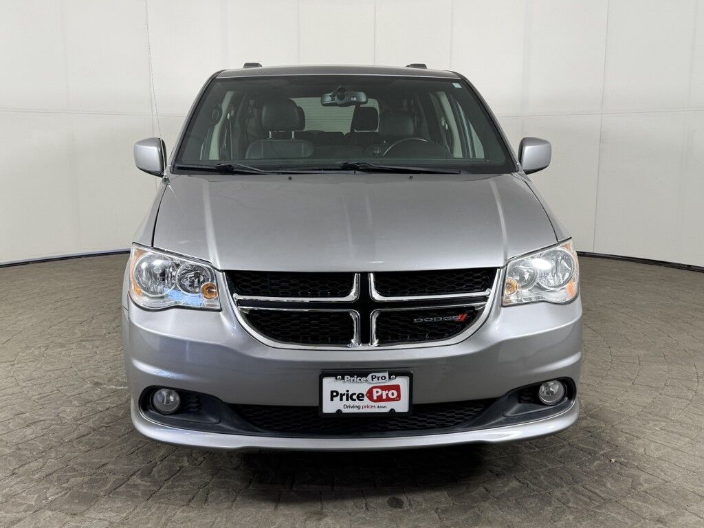 2017 Dodge Grand Caravan SXT w/Wheelchair Ramp Maumee OH