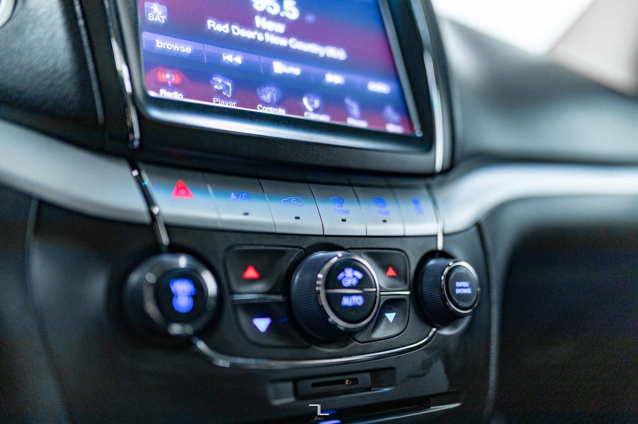 2017 Dodge Journey AWD GT Leather Roof BCam TV Red Deer AB