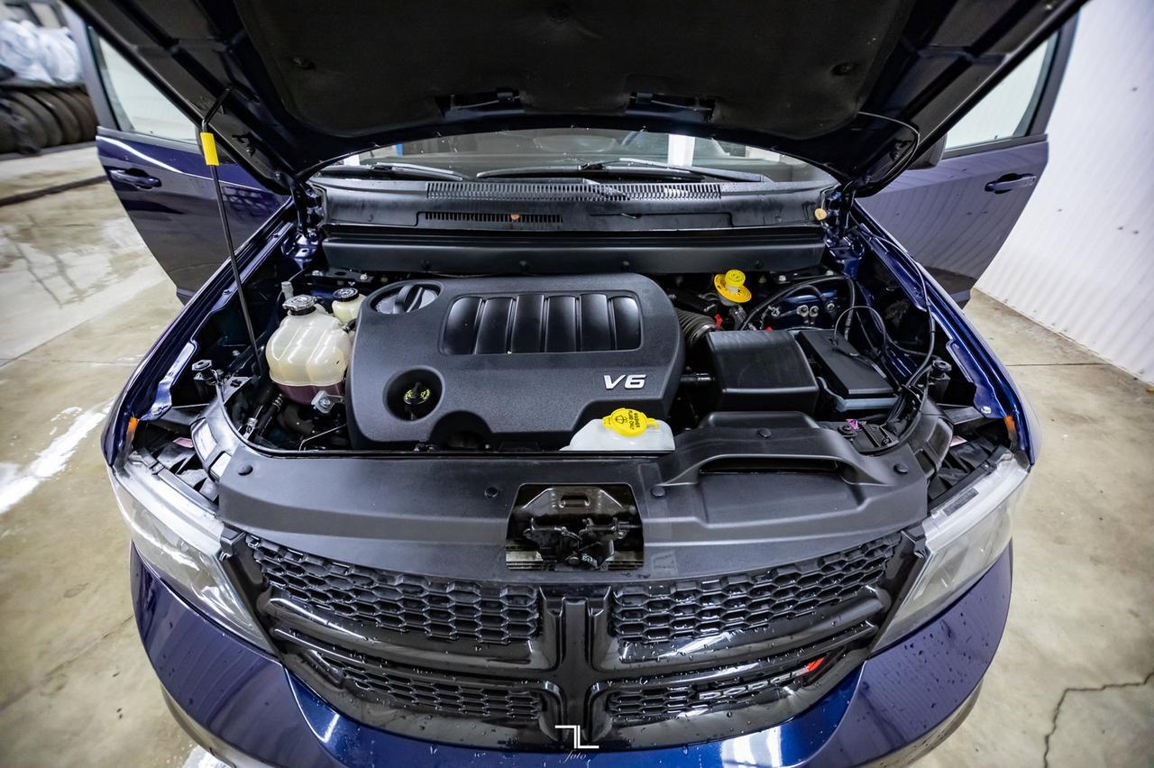 2017 Dodge Journey AWD SXT Red Deer AB