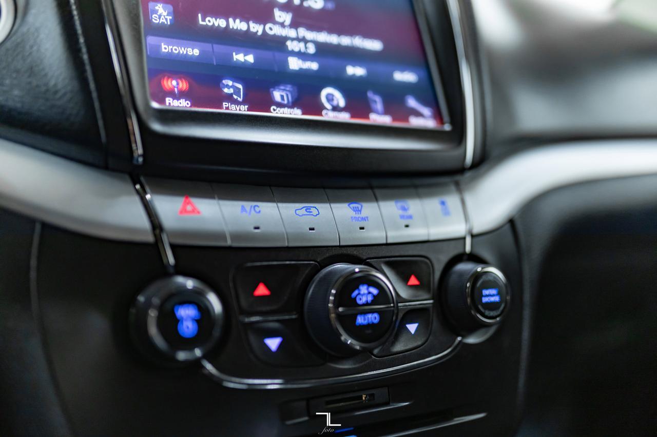 2017 Dodge Journey AWD SXT Red Deer AB