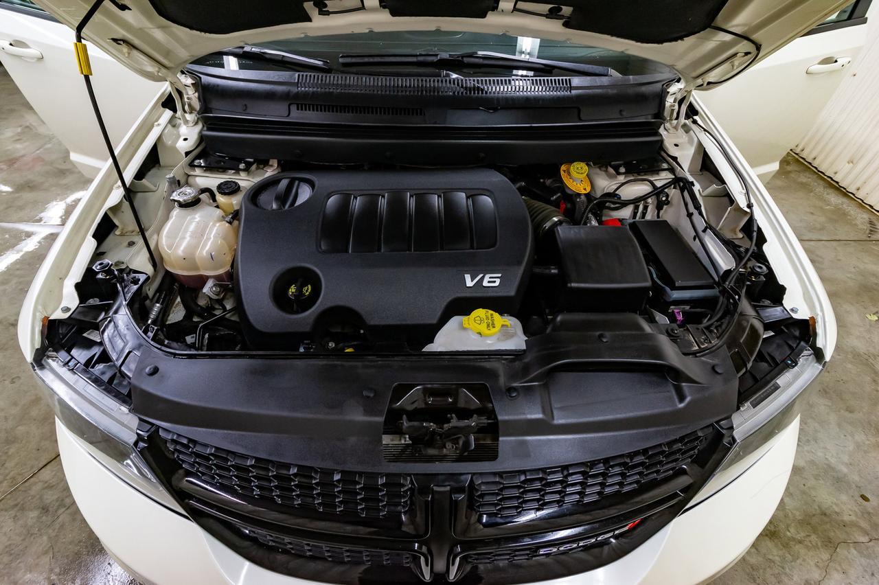 2017 Dodge Journey AWD SXT Roof DVD Red Deer AB