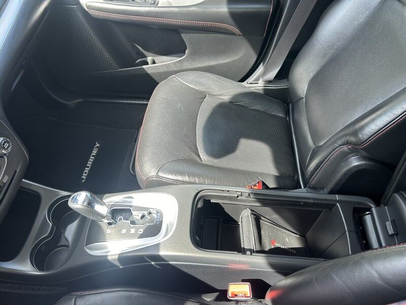 2017 Dodge Journey GT - LEATHER - SUNROOF - NAVIGATION Whitinsville MA