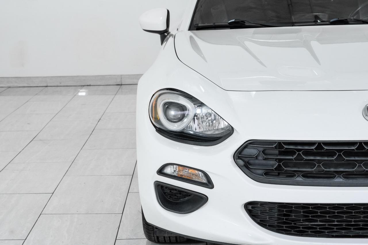 2017 FIAT 124 Spider CLASSICA AUTOMATIC TECH COLLECTION NAVIGATION REAR CAMERA KEYLESS START BLUETOOTH Carrollton TX