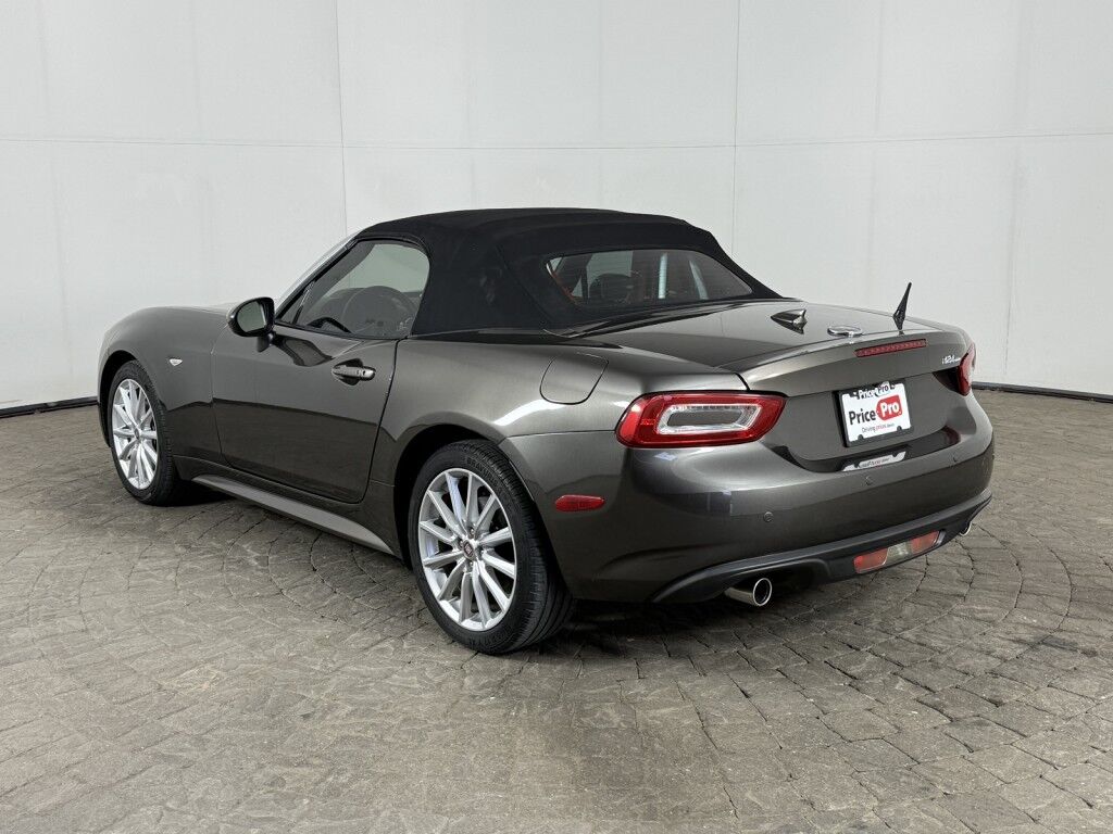 2017 FIAT 124 Spider Lusso Convertible Premium Maumee OH