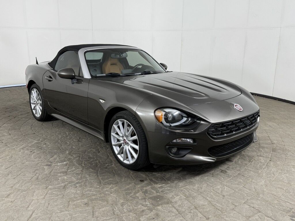 2017 FIAT 124 Spider Lusso Convertible Premium Maumee OH