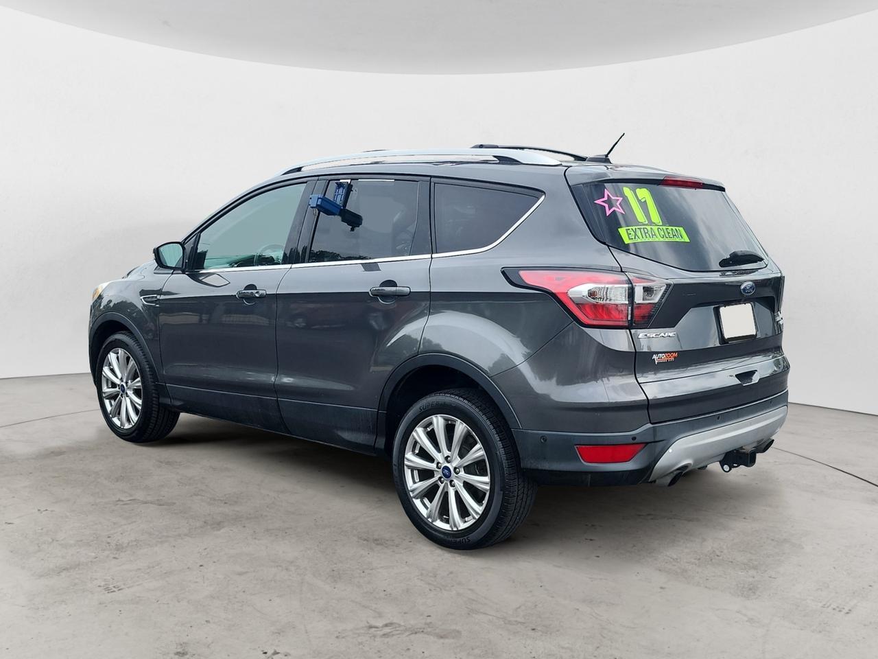 2017 FORD ESCAPE TITANIUM Kansas City MO