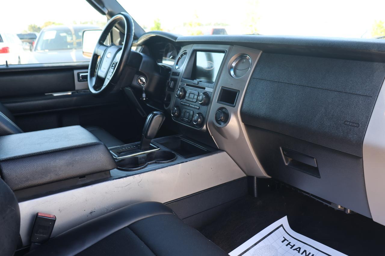 2017 FORD EXPEDITION XLT SILVER at G Motors