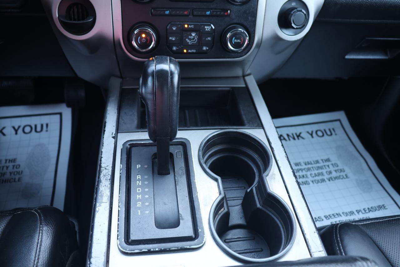 2017 FORD EXPEDITION XLT SILVER at G Motors