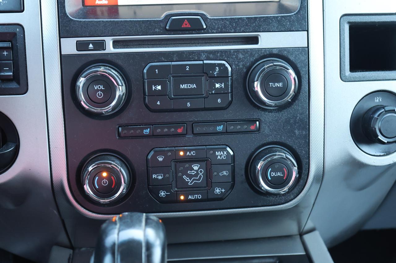 2017 FORD EXPEDITION XLT SILVER at G Motors