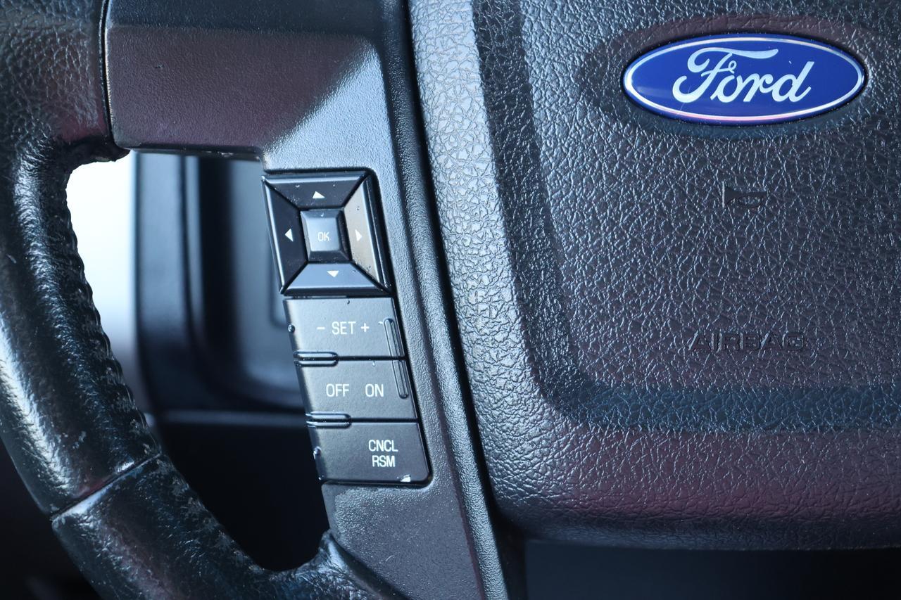 2017 FORD EXPEDITION XLT SILVER at G Motors