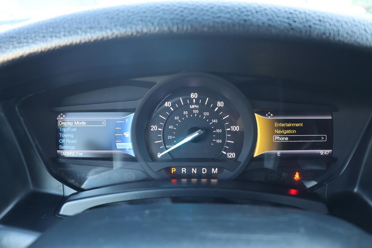 2017 FORD EXPEDITION XLT SILVER at G Motors