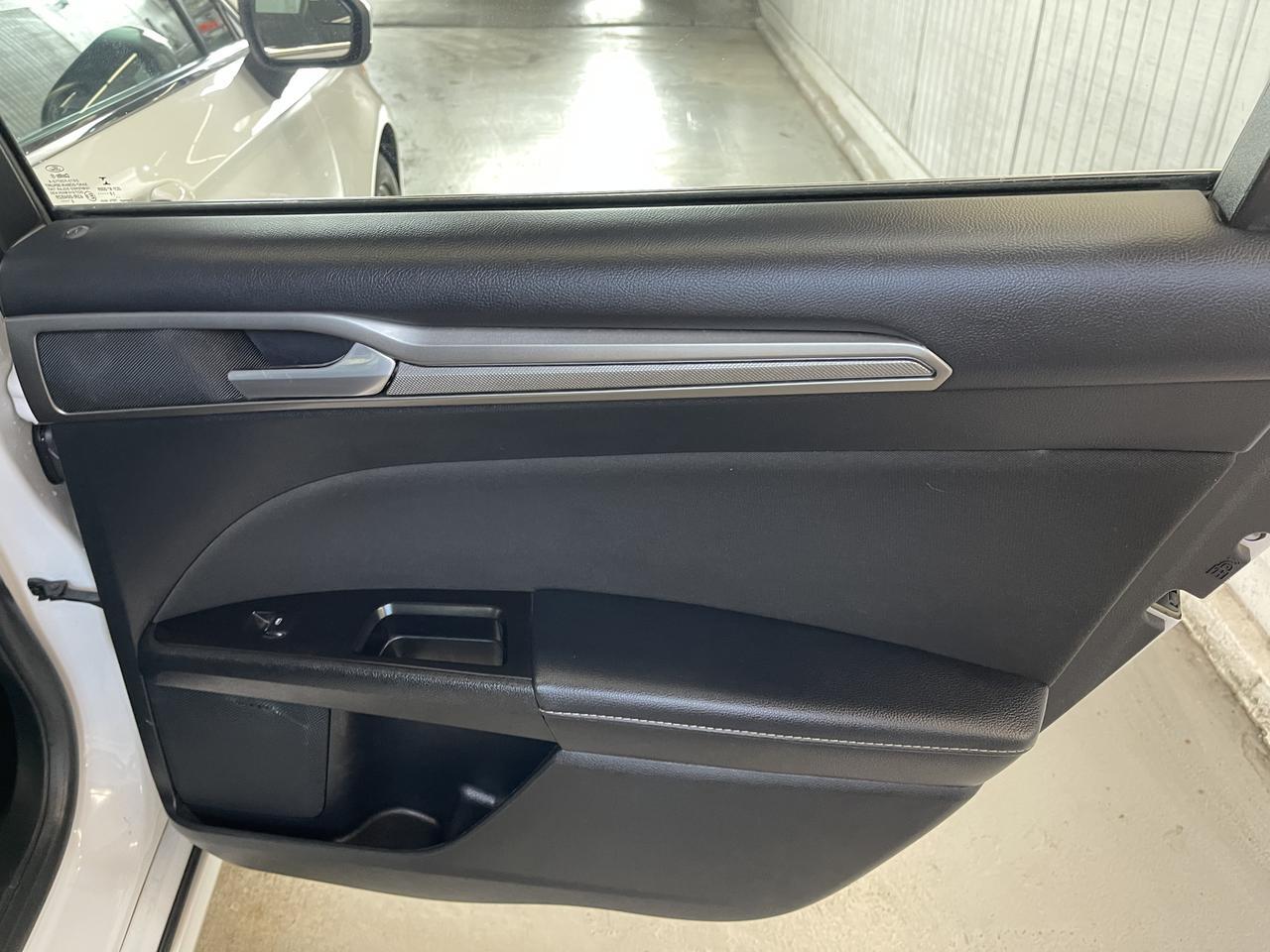2017 FORD FUSION SE Kansas City MO