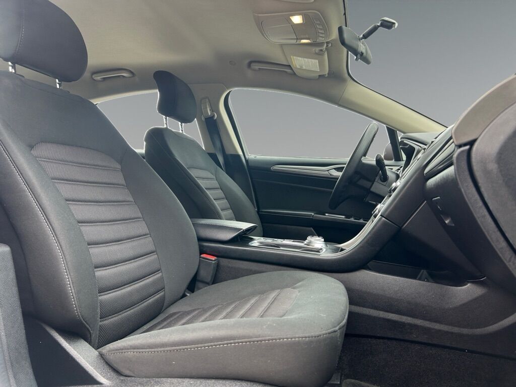 2017 FORD FUSION SE HYBRID Toledo OH