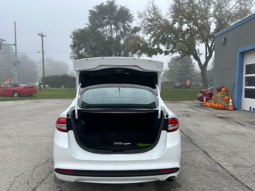 2017 FORD FUSION SE HYBRID Toledo OH