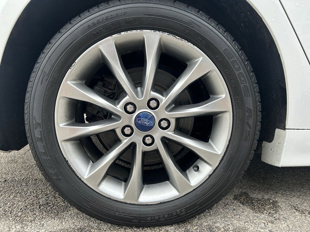 2017 FORD FUSION SE HYBRID Toledo OH