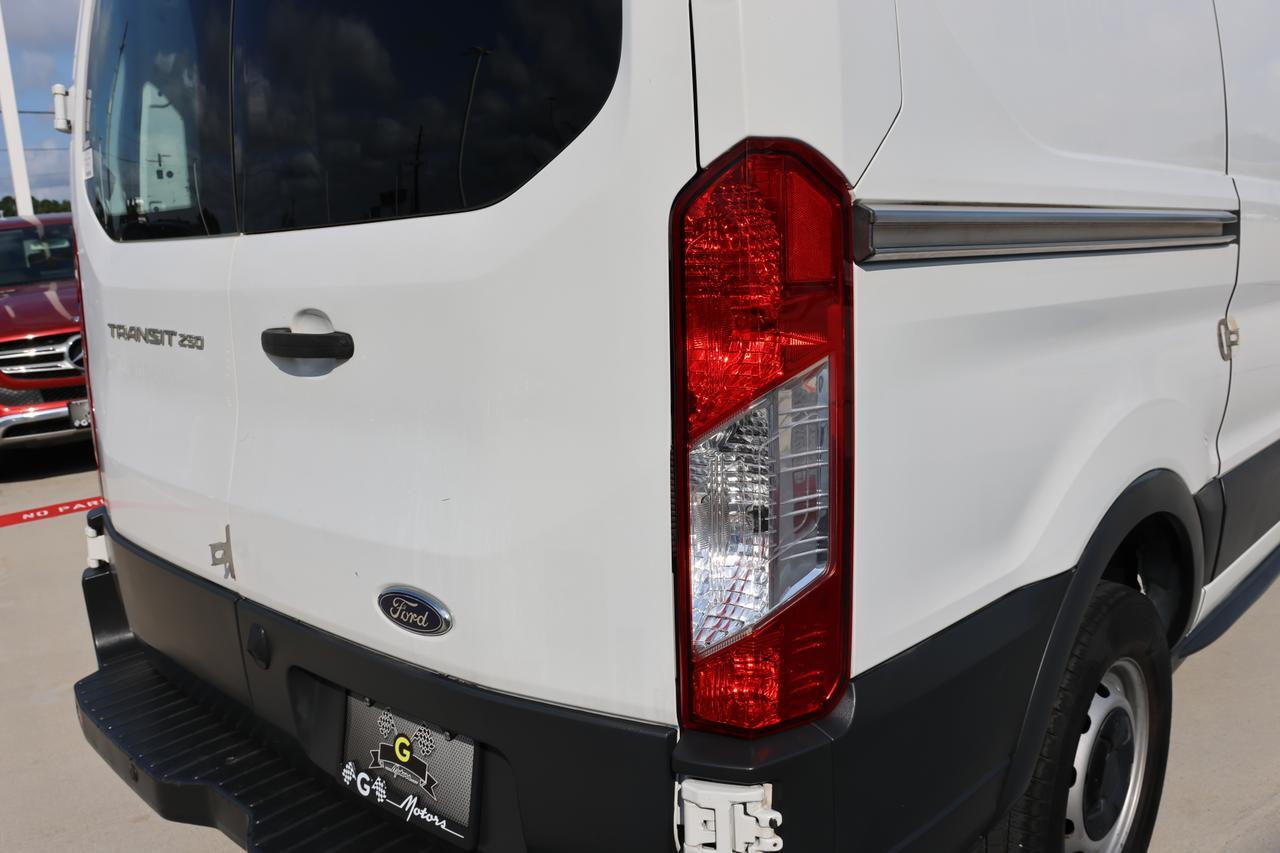 2017 FORD TRANSIT T-250 Houston TX