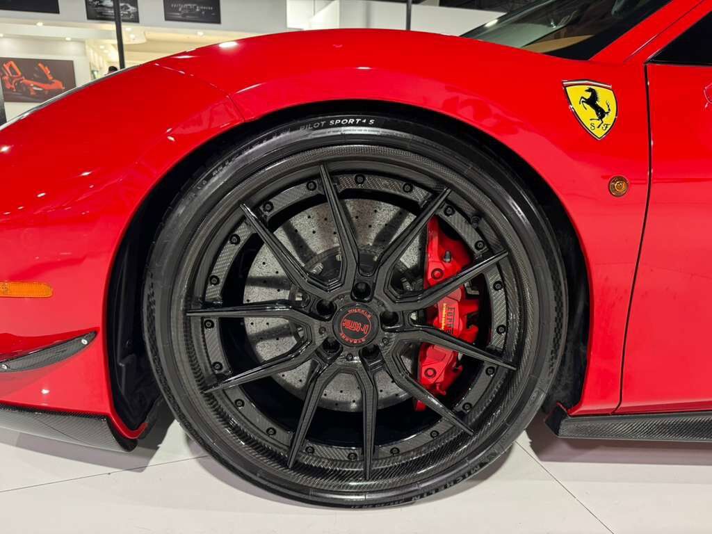 2017 Ferrari 488 GTB carbon body kit, Rosso Corsa paint, Cuoio interior, full electric seats, carbon galore & MUCH MORE!! Fort Lauderdale FL