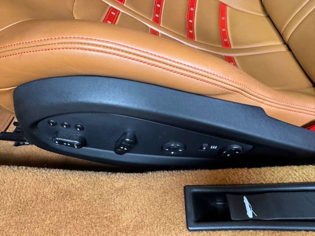 2017 Ferrari 488 GTB carbon body kit, Rosso Corsa paint, Cuoio interior, full electric seats, carbon galore & MUCH MORE!! Fort Lauderdale FL