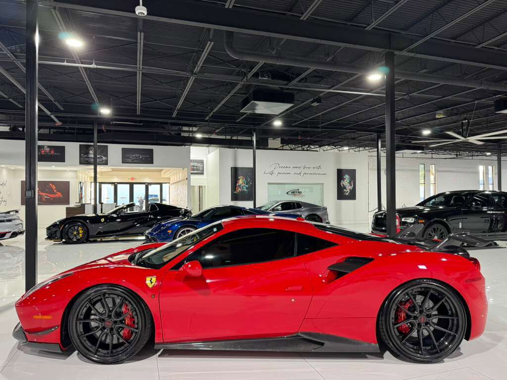 2017 Ferrari 488 GTB carbon body kit, Rosso Corsa paint, Cuoio interior, full electric seats, carbon galore & MUCH MORE!! Fort Lauderdale FL