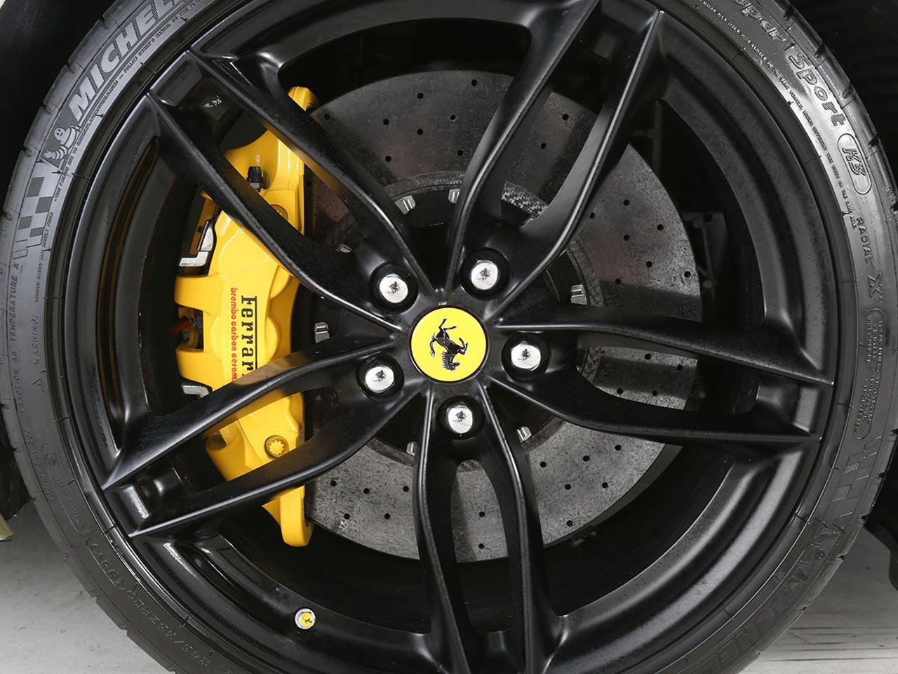 2017 Ferrari 488 Spider Base Indianapolis IN