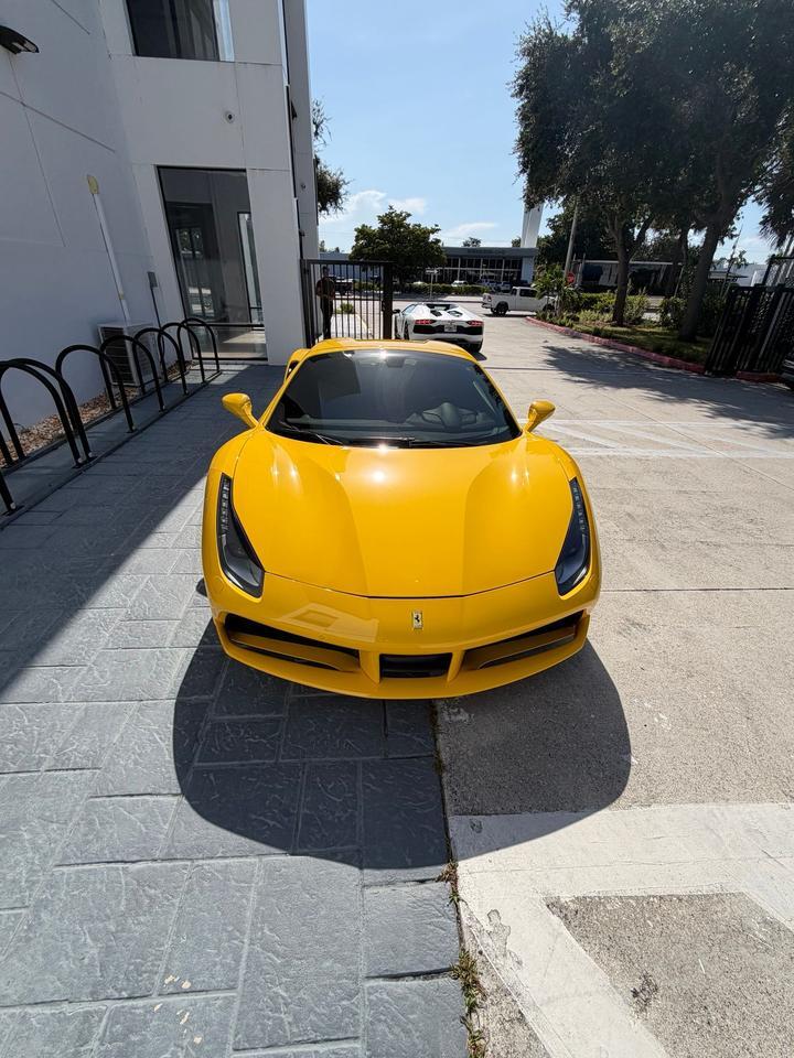 2017 Ferrari 488 Spider Base