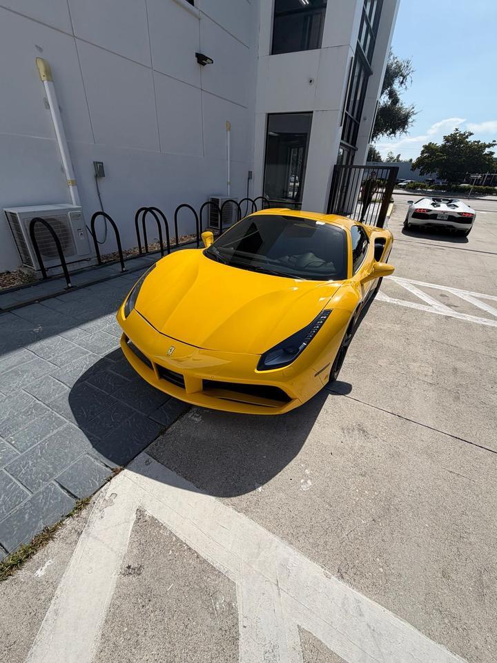 2017 Ferrari 488 Spider Base