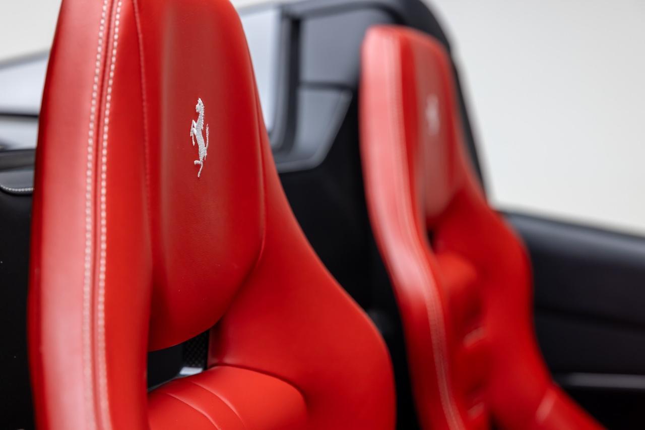 2017 Ferrari 488 GTB Base - Photo 46