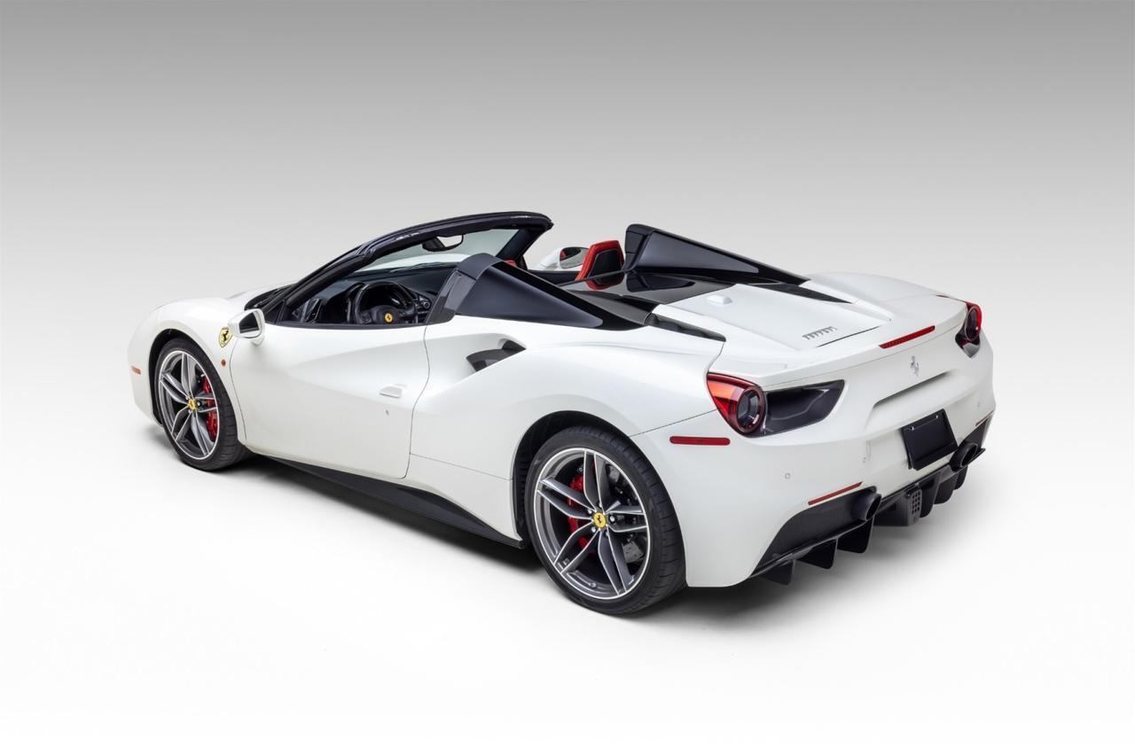 2017 Ferrari 488 GTB Base - Photo 7