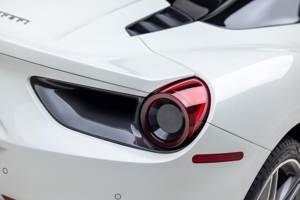 2017 Ferrari 488 GTB Base - Photo 21