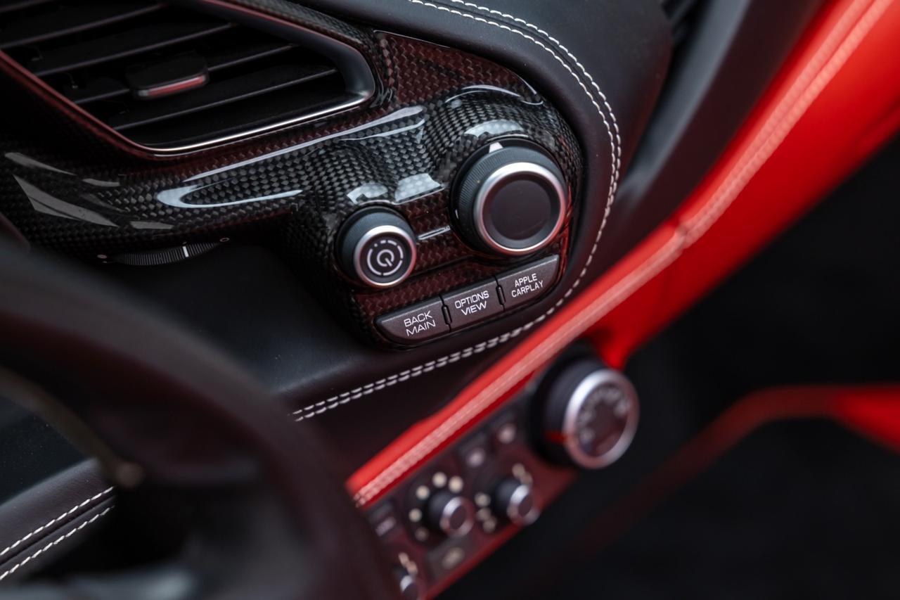 2017 Ferrari 488 GTB Base - Photo 52