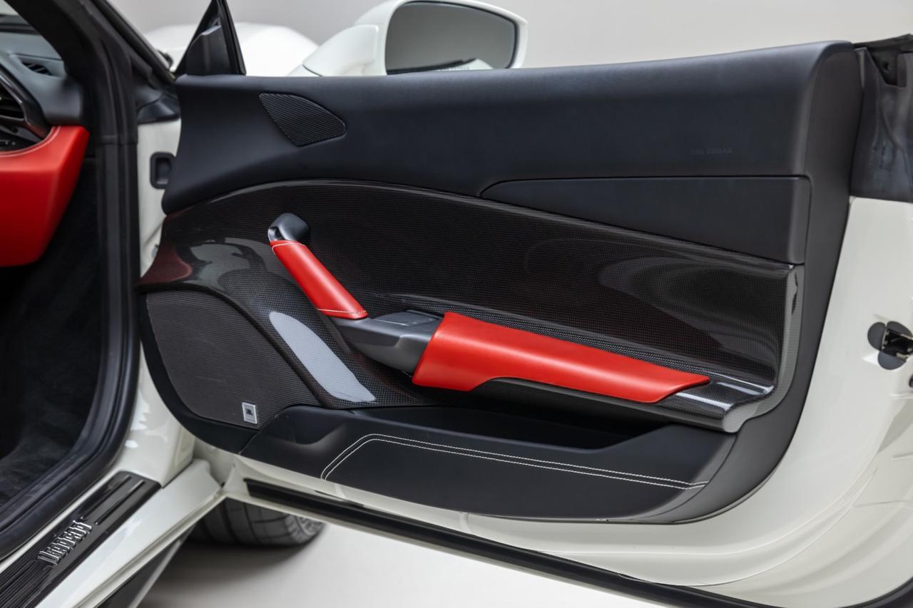 2017 Ferrari 488 GTB Base - Photo 47