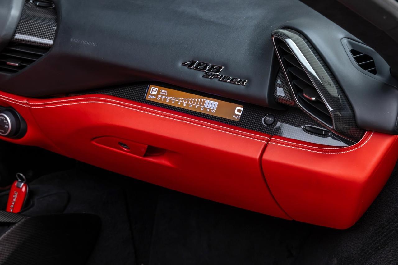 2017 Ferrari 488 GTB Base - Photo 55