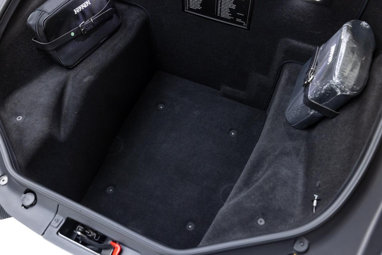 2017 Ferrari 488 GTB Base - Photo 62