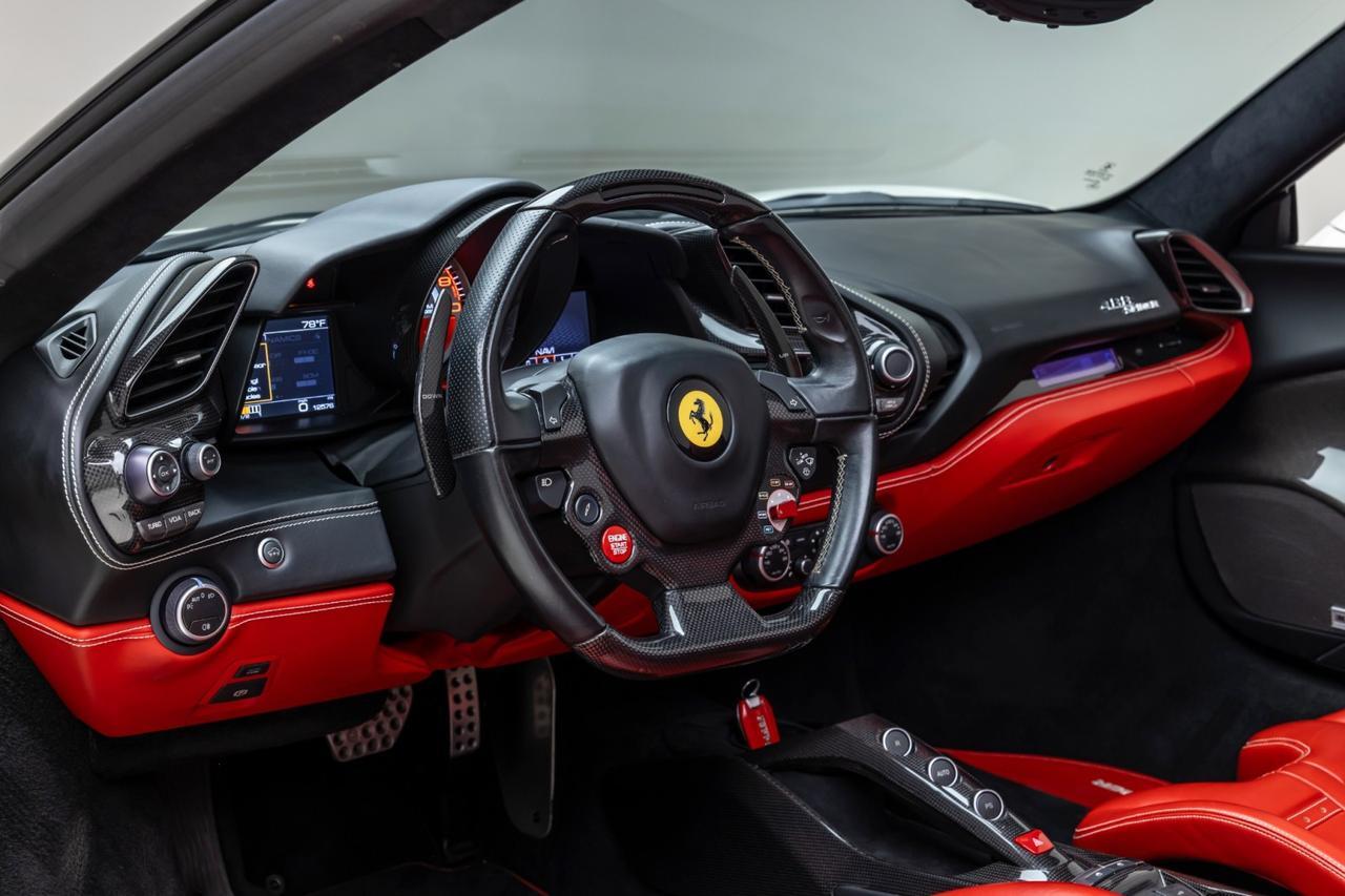 2017 Ferrari 488 GTB Base - Photo 36
